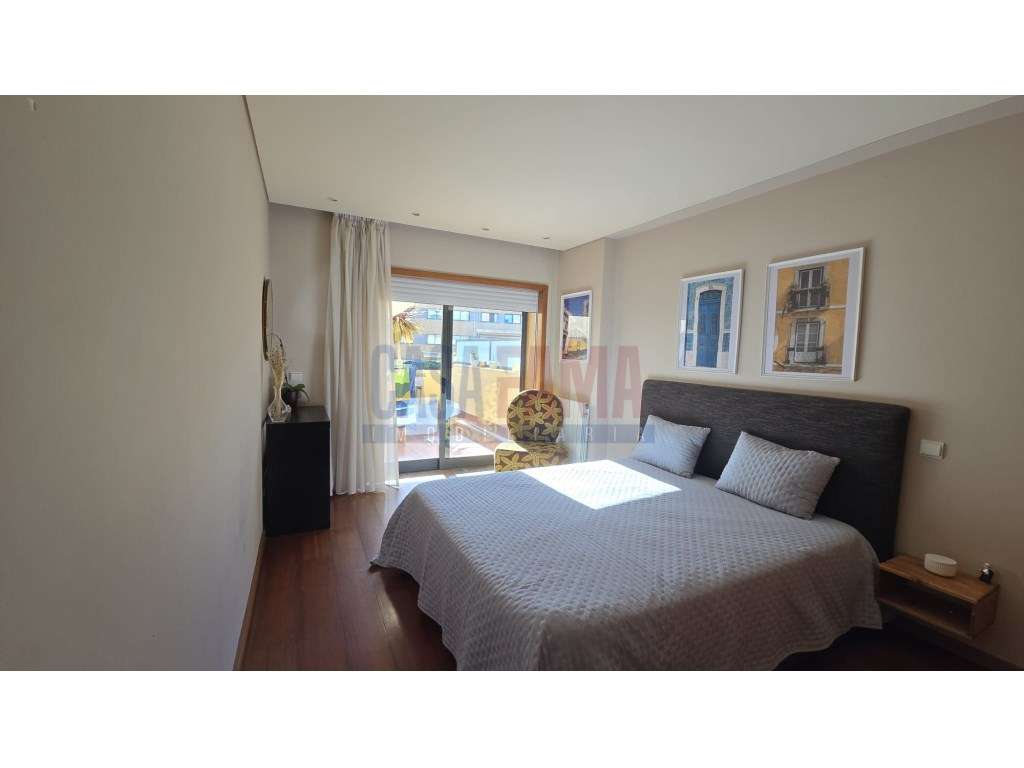 Apartamento T2+1 com Terraço e Piscina - Póvoa de Varzim-12