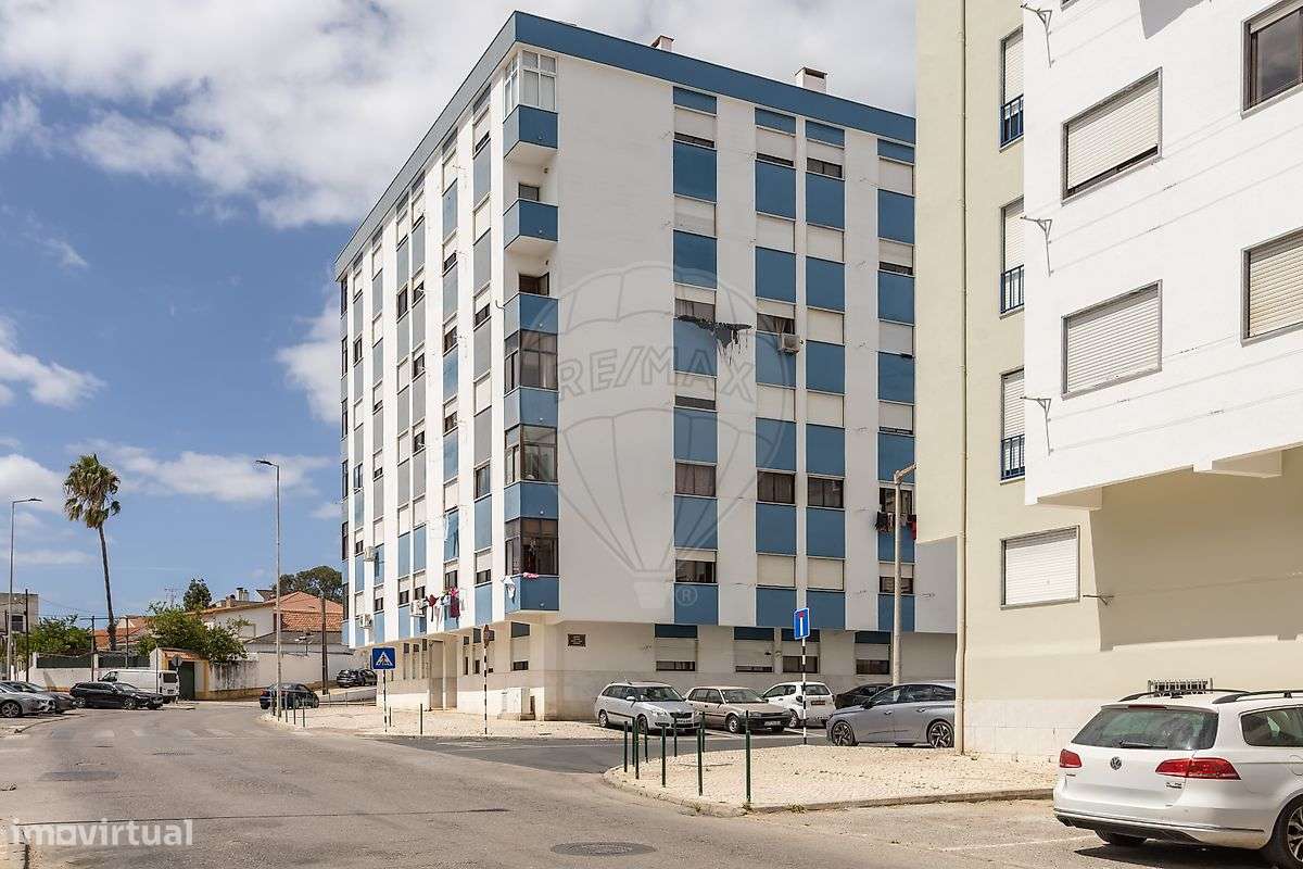 Apartamento T2 para venda em Paio Pires-22