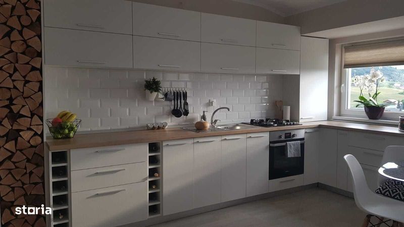 Apartament cu 3 camere de vanzare in Floresti, Cetatii