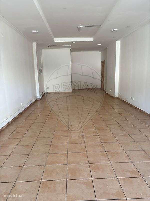 Loja  para arrendamento - Grande imagem: 2/6