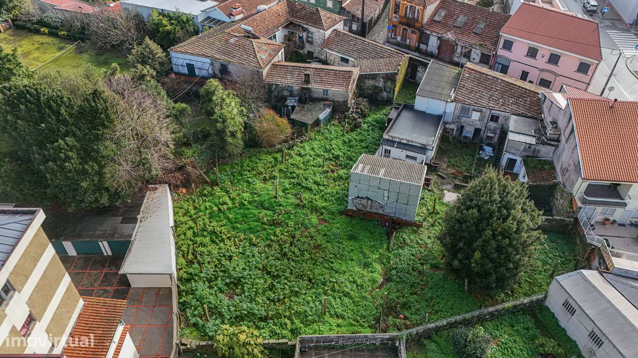 INVESTIMENTO 2 Moradias Terreno de 890 m² Alto da Maia em Águas Santas-21
