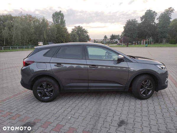 Opel Grandland X 1.2 Start/Stop Business Elegance - 14