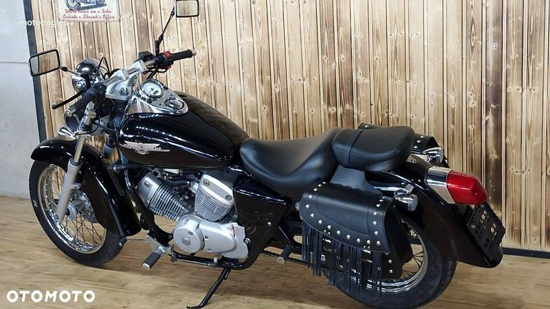 Honda Shadow - 27