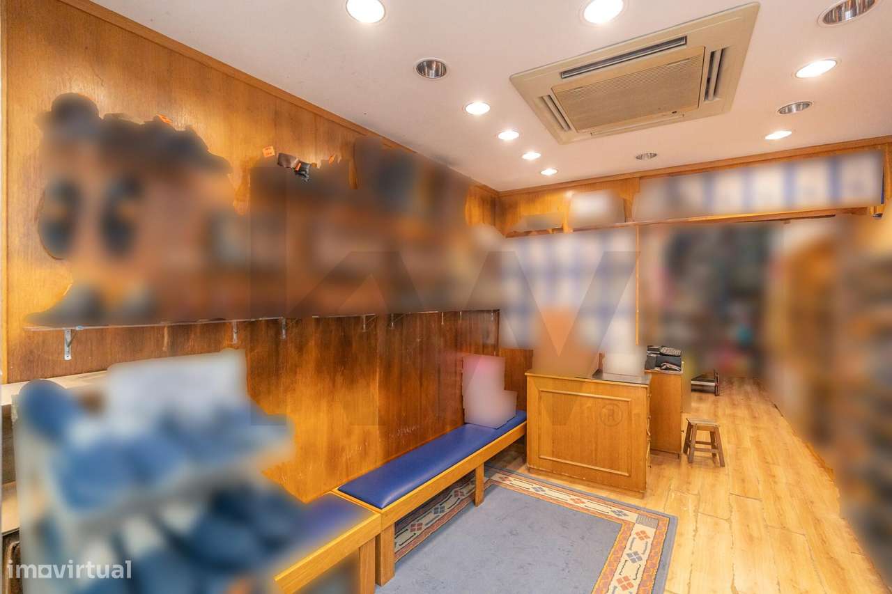 Prédio na Baixa de Coimbra para 4 fracções - Grande imagem: 2/20