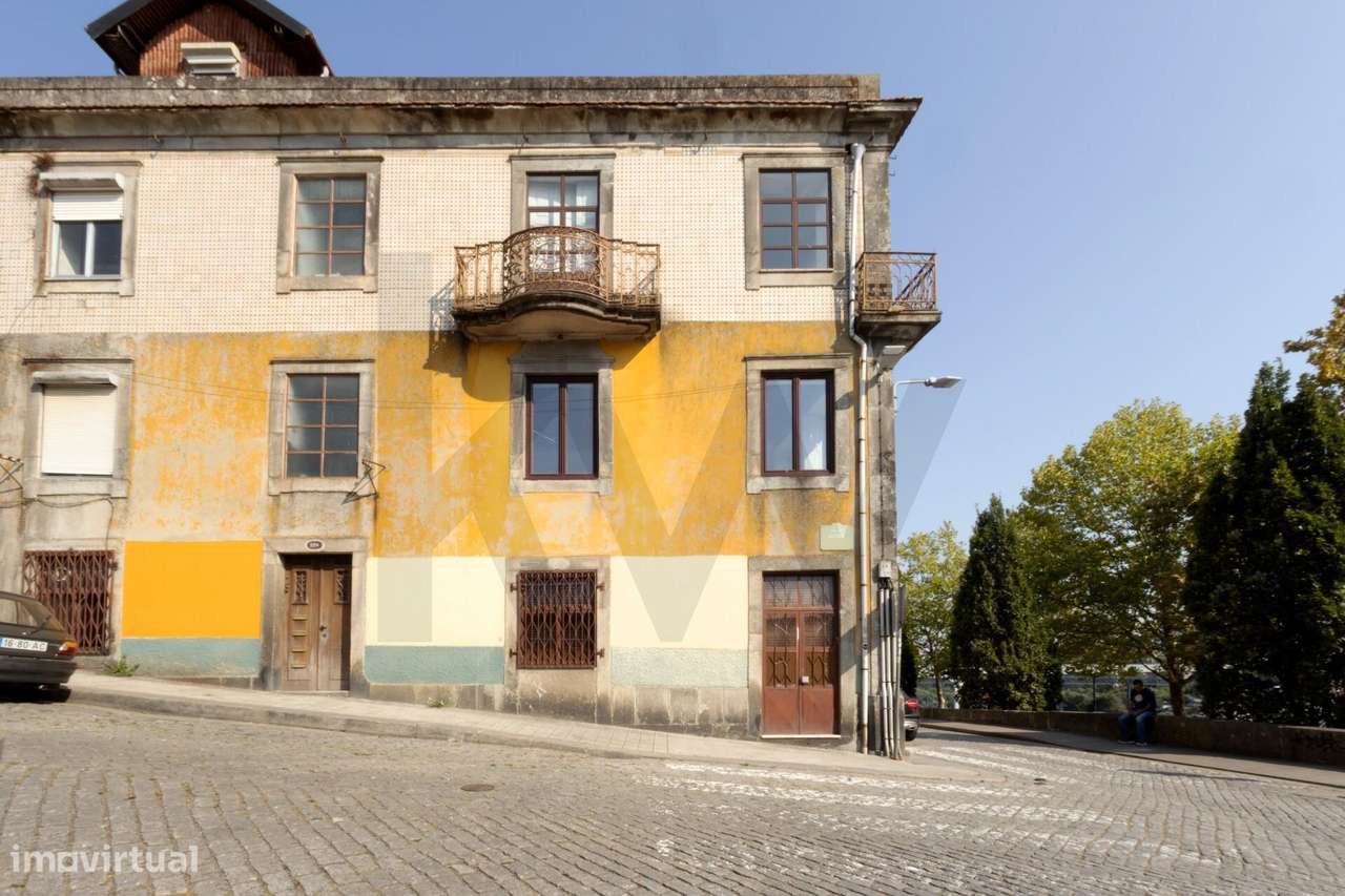 EXCELENTE OPORTUNIDADE DE INVESTIMENTO - PRÉDIO PARA RECONSTRUÇĀO - Grande imagem: 4/35