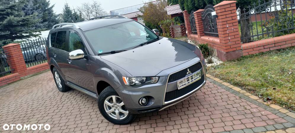 Mitsubishi Outlander 2.0 2WD Invite - 1