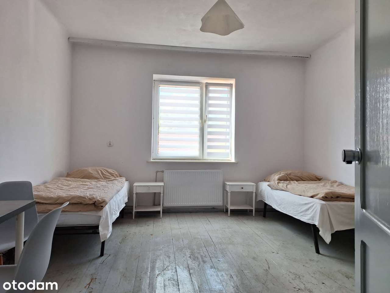 PROWIZJA 0 Piętro domu 3 pokoje 80m2 plus strych 80m2 plus garaż kanał-2