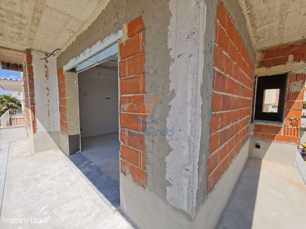 Moradia T4 em construção no Corte Esteval - Montijo-25
