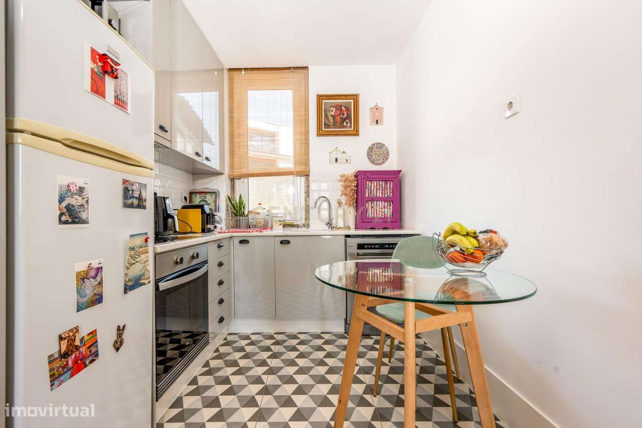 T2 Renovado em Alcântara | Lisboa-8