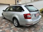 Skoda Octavia Combi Diesel 1.6 TDI DSG Style - 4