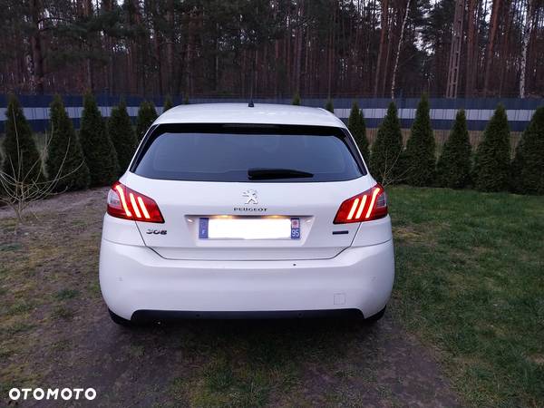 Peugeot 308 1.6 BlueHDi Allure S&S - 9