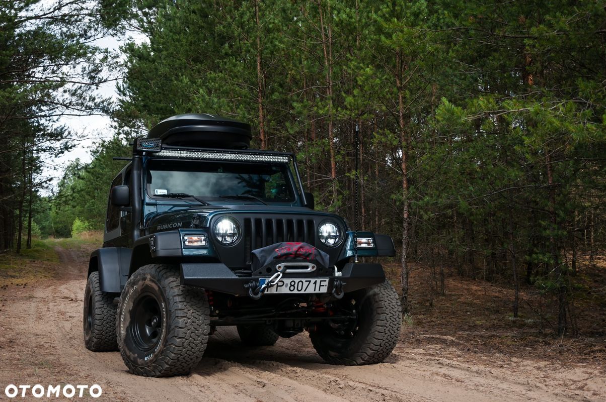 Jeep Wrangler - 1