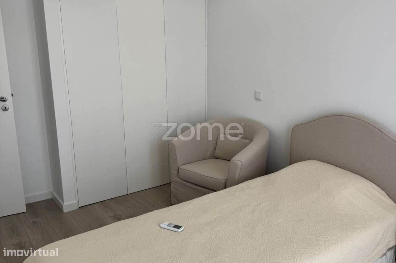 Moradia T4 com 2 Suites-28