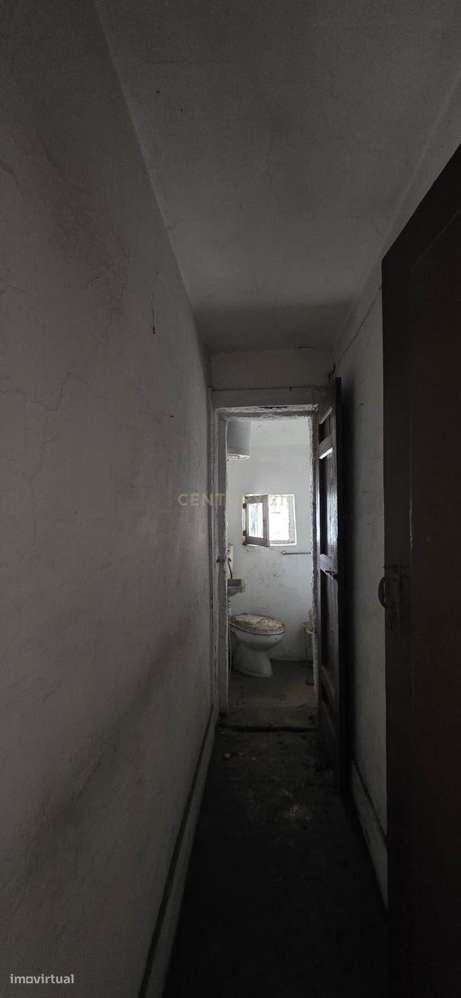 Moradia para restaurar - Constance, MCN-28