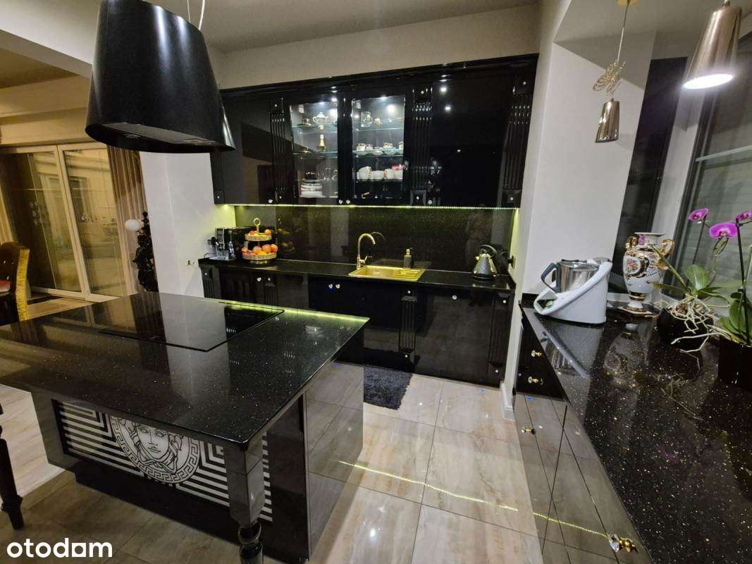 Nowoczesna rezydencja z własnym lasem -Lisiec Mały-15