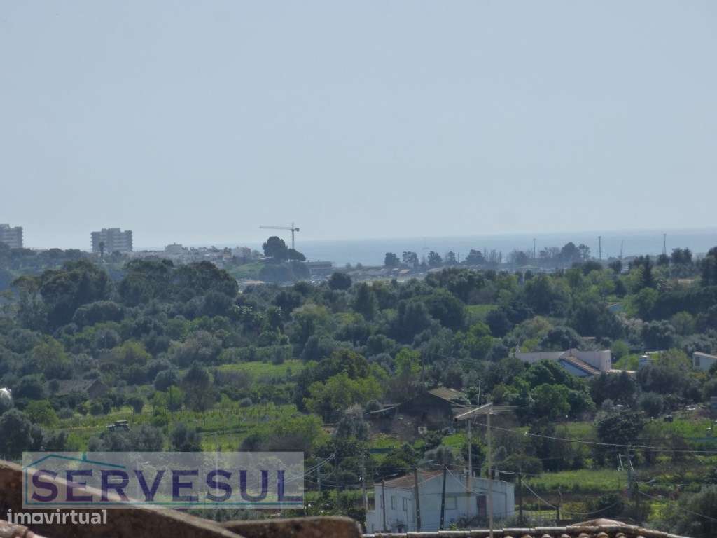 Casa Tradicional, com dois pisos, 4 quartos, dividida em duas habit...-36