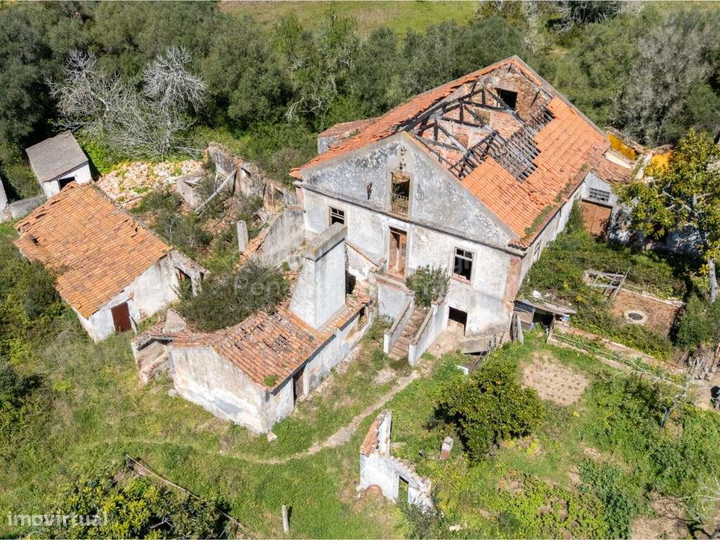 Quinta com casa em ruína para reabilitar em Santiago do Cacém - Grande imagem: 2/28