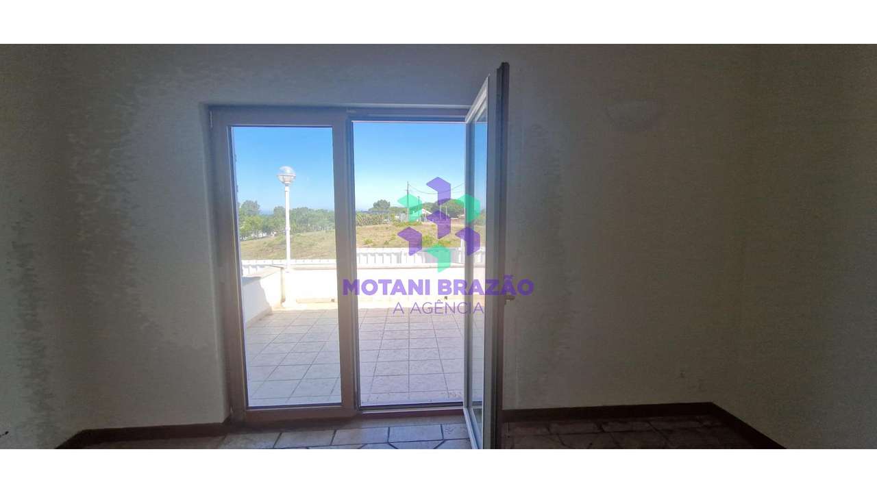 Magnífica Moradia Sesimbra c/Piscina-47