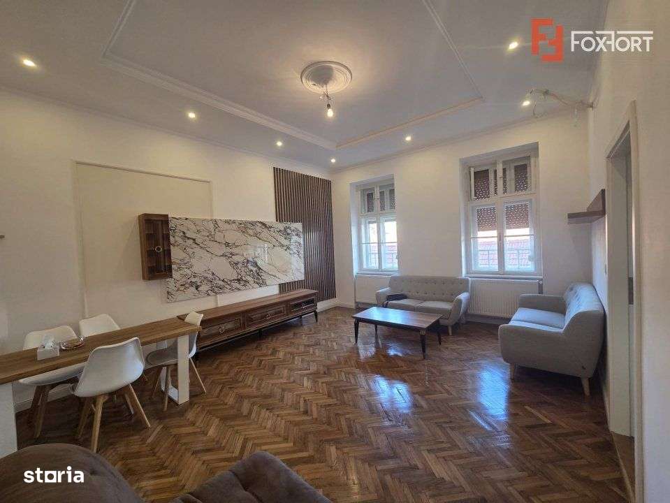Apartament cu 2 camere, Central in cladire istorica - Arad - Imagine principală: 3/8