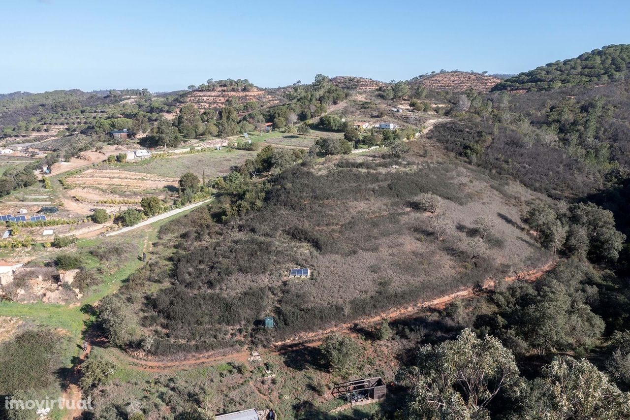 TERRENO RURAL COM RUINA PARA VENDA  EM ALJEZUR