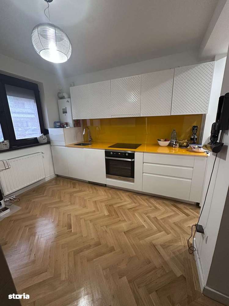 Casa Trend Residence in careu inchis cu piscina - Imagine principală: 4/16