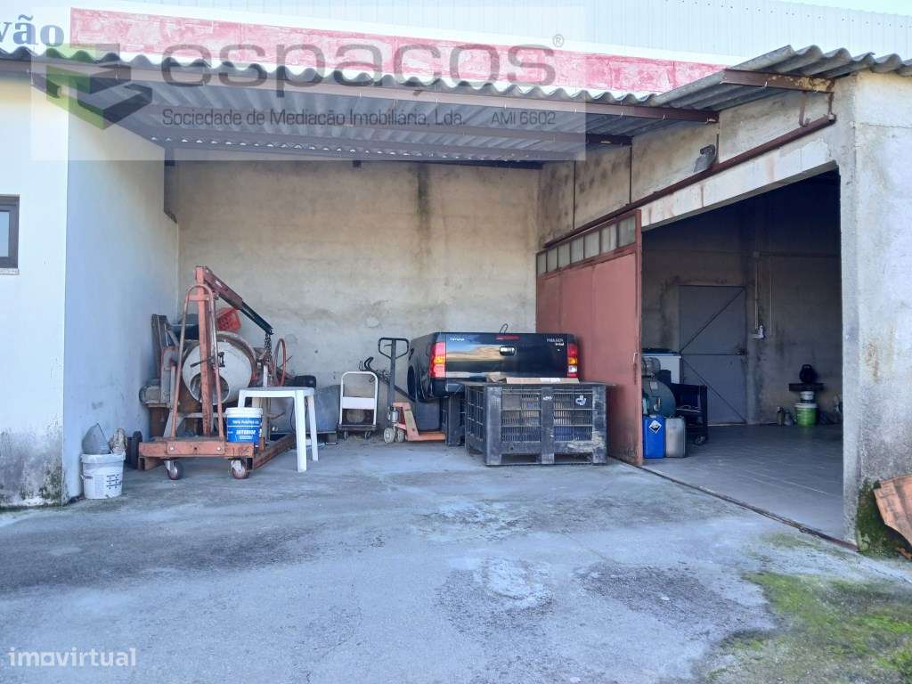 Pavilhão com habitação junto A23 a 15 minutos de Castelo Branco - Grande imagem: 4/58