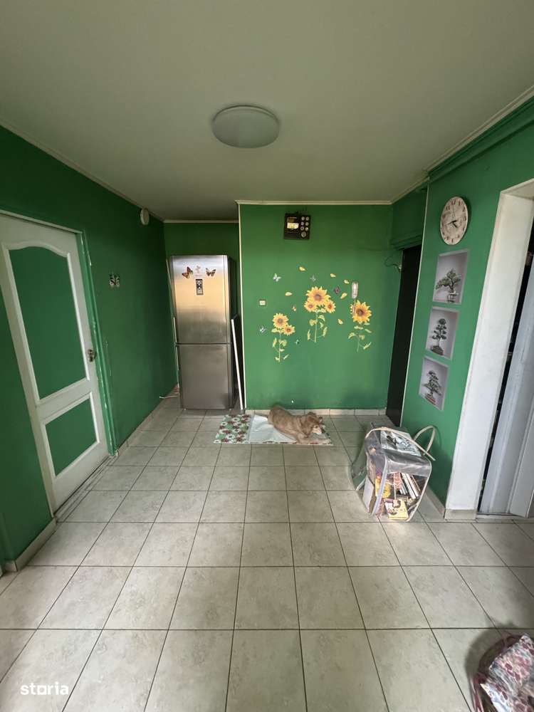 Apartament cu 4 camere foarte spatios zona Rahova Sector 5 - Imagine principală: 2/14