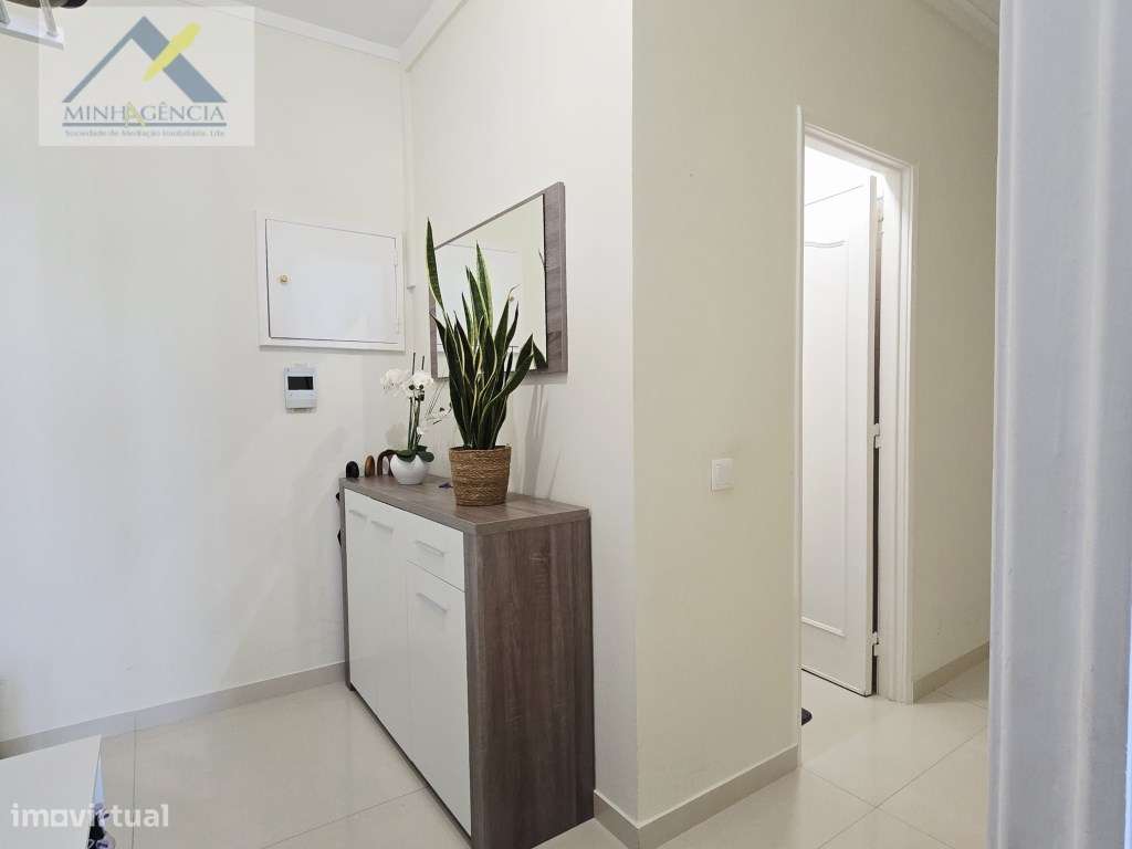 Apartamento T3 remodelado no Bairro do Liceu em Setúbal-11