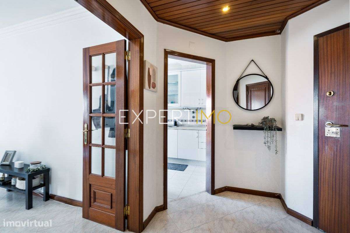 Apartamento T2+1 na Quinta do Conde, Sesimbra, Setúbal