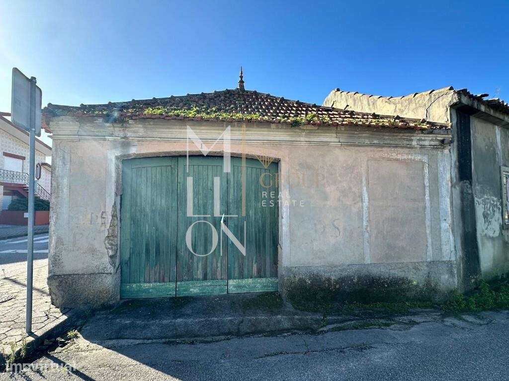 Investimento com elevado potencial – Moradia no centro de Bustos! - Grande imagem: 4/17