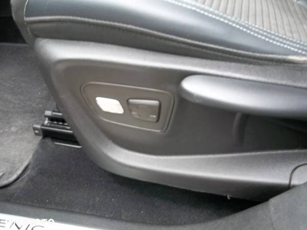 Renault Grand Scenic - 17