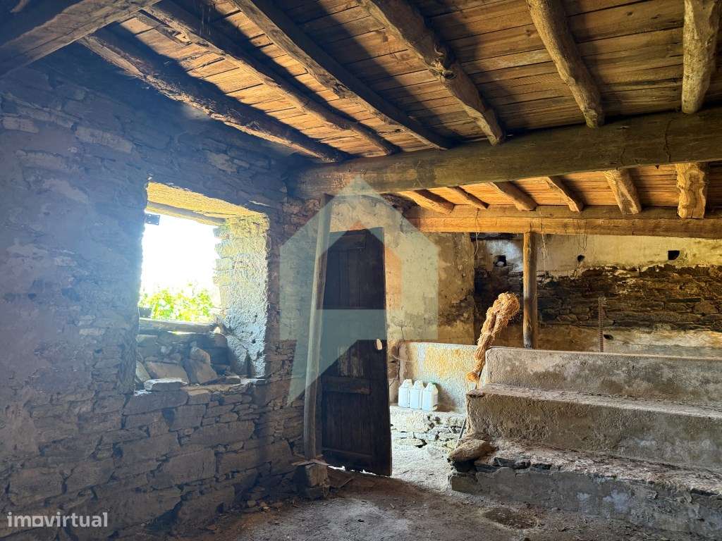 Casa de campo com projeto aprovado em Cidadelhe, Mesão Frio-11