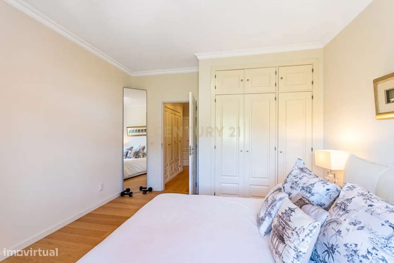 Apartamento T2 118 m2 com varanda e parqueamento - Quinta da Beloura-30