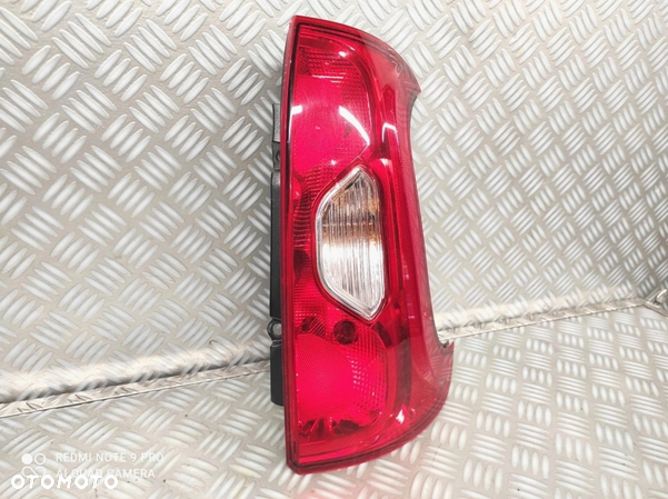 51843642 LAMPA PRAWA TYLNA TYŁ FIAT PANDA III 2018 - 2