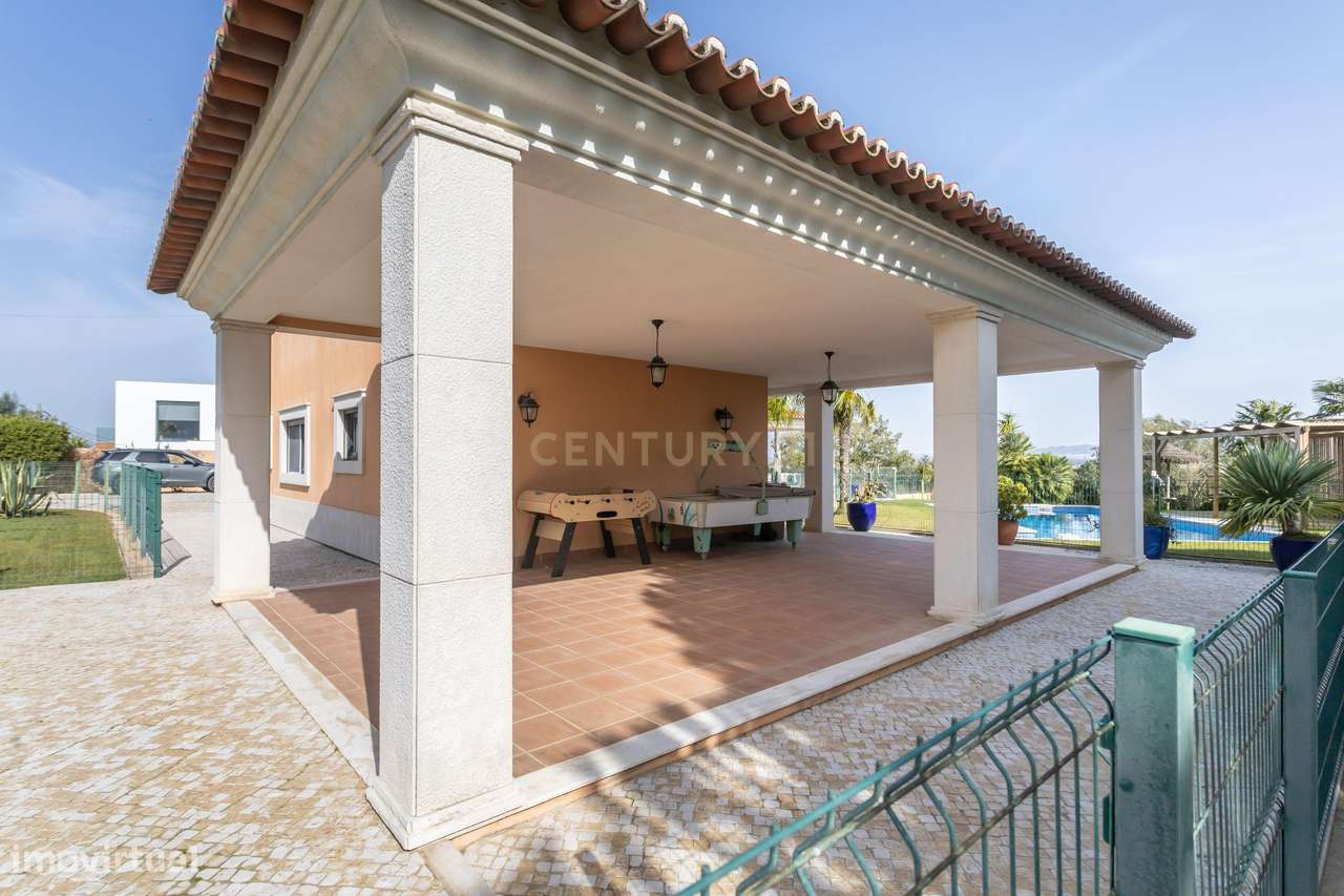Moradia de Excelência em Vila Alegre | Fernão Ferro com Vista PANORAMI-28