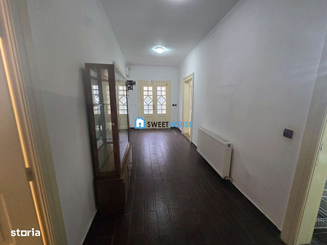 Casa de vanzare  cu 3 camere ,  central in Fagaras-13