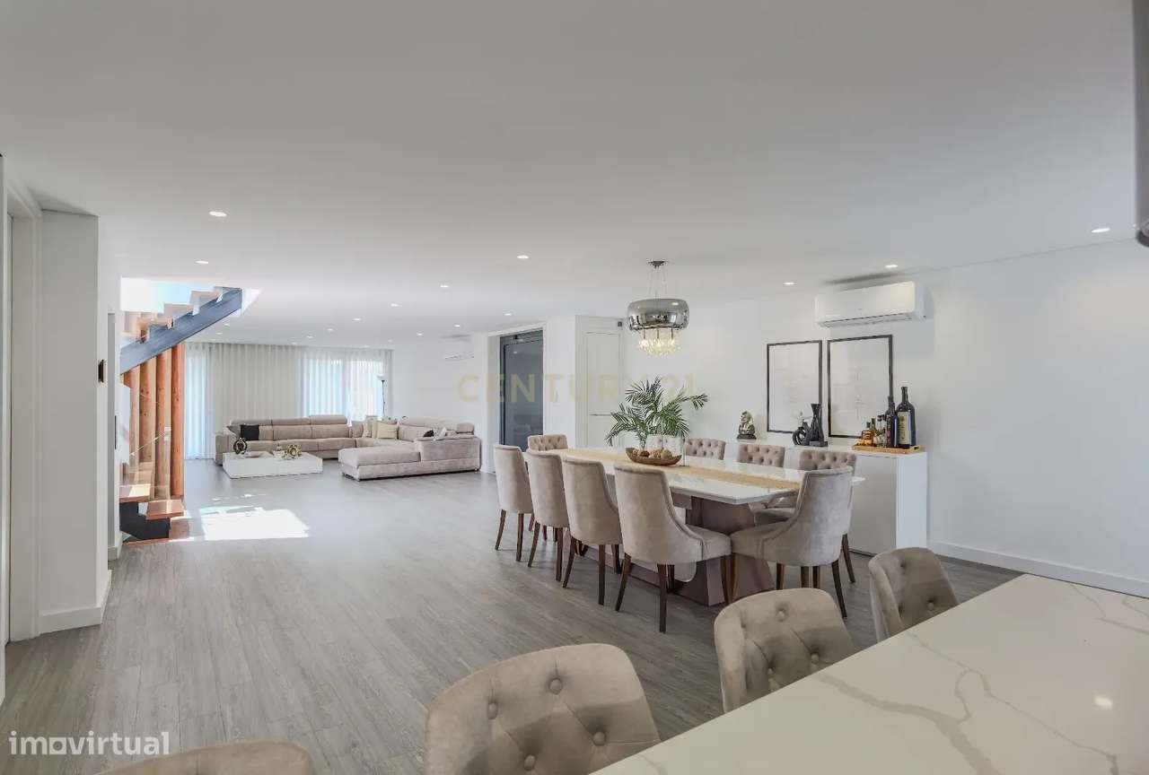 Moradia de Luxo Única em Rio Tinto - Grande imagem: 4/60