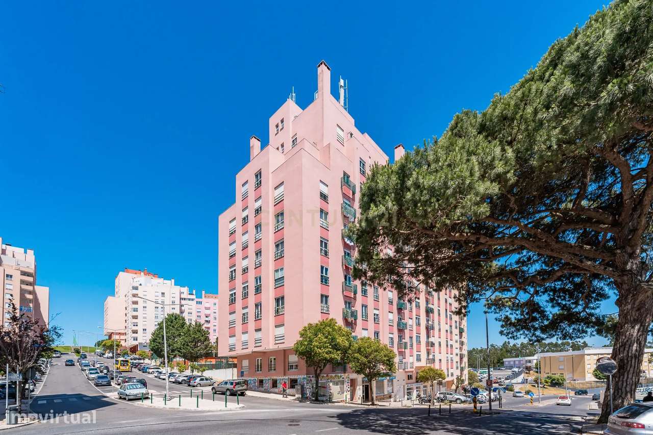 Apartamento T2 em Rio de Mouro, Sintra.-29
