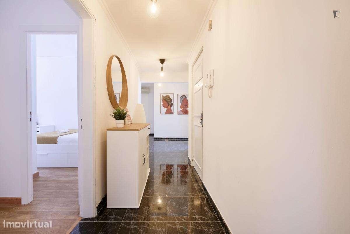 Quarto - localizado em Picoas Lisbon - Grande imagem: 2/6