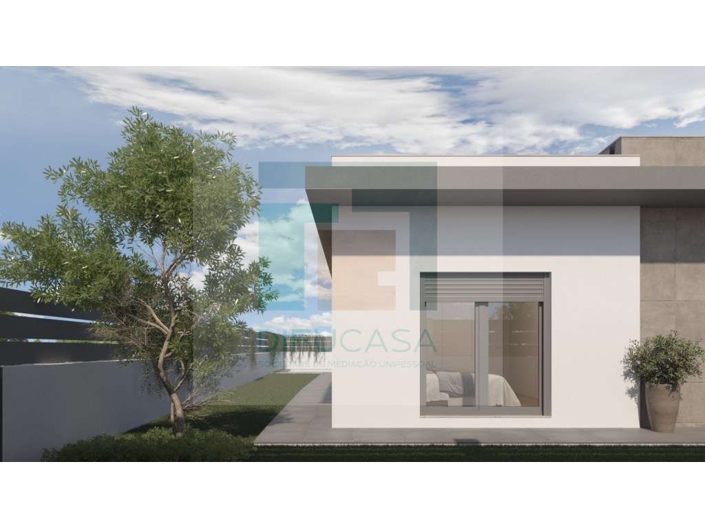 Moradia Isolada T4 c/ Opção de Piscina-7