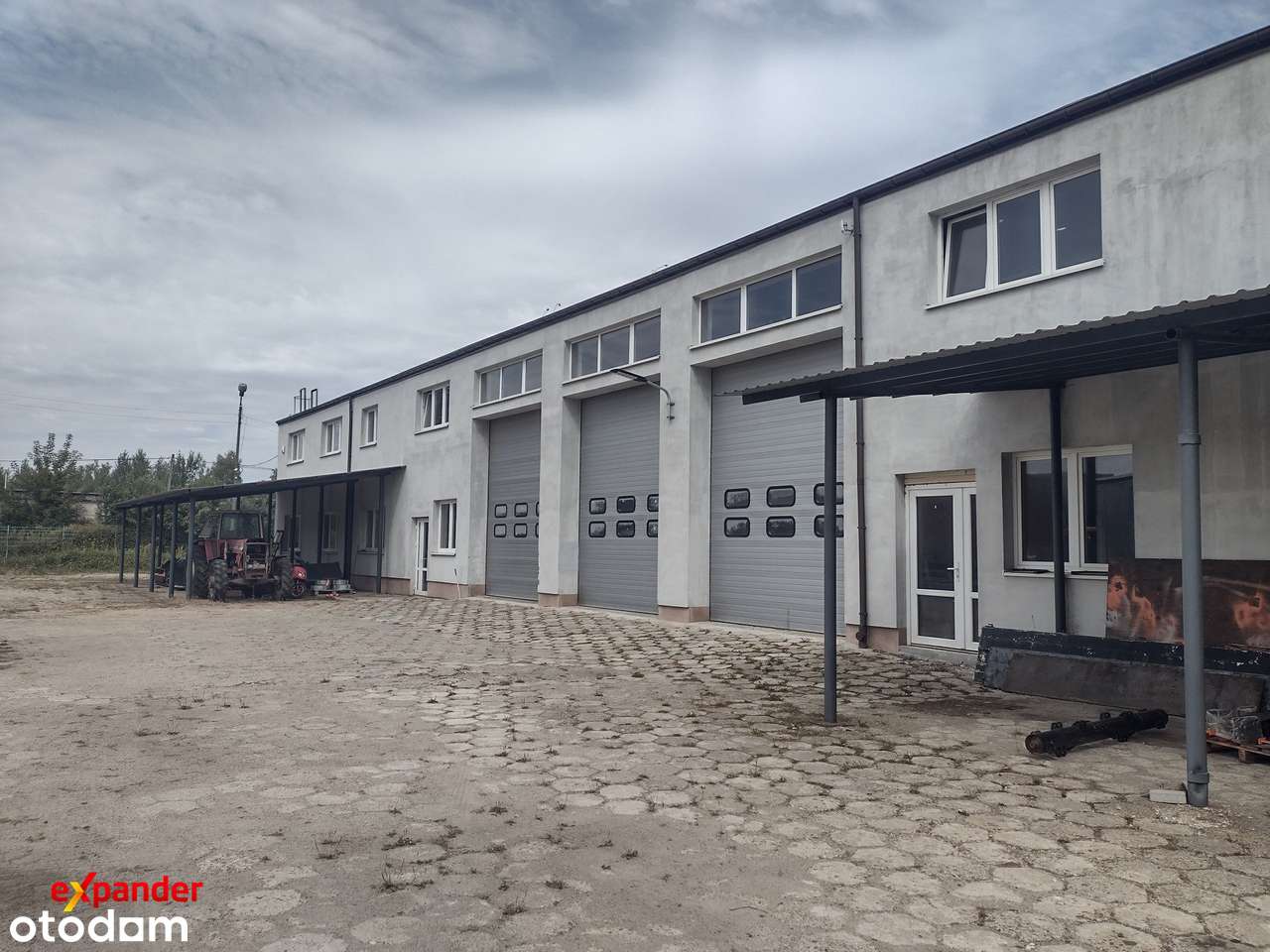 Magazyn i biura 2000 m2 plac utwardzony 70 ar
