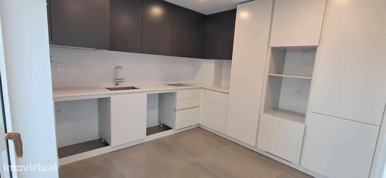 Apartamento T3 com varandas, vista e box em empreendimento de alta qua - Grande imagem: 5/32
