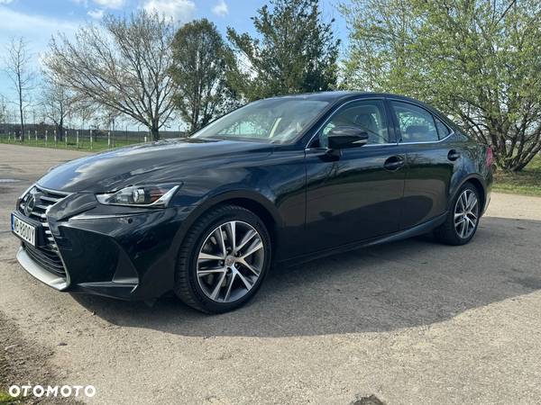 Lexus IS 200t / 300 Elegance - 1