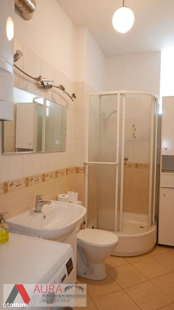 Mieszkanie w kamienicy w świetnej lokalizacji.-8