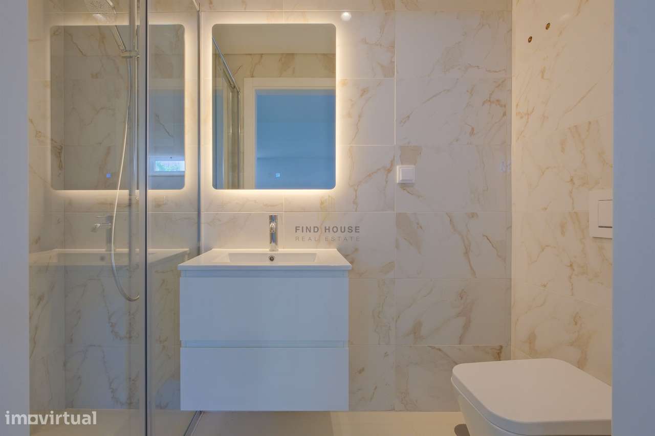 Moradia T4 de luxo em Condomínio Privado com Piscina e Jardim em São P-34