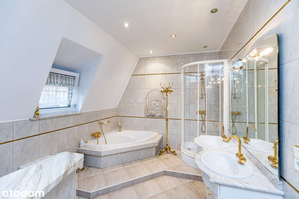 Dom wolnostojący z ogrodem i basenem w Mogilanach – 250 m²-4