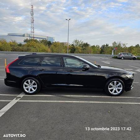 Volvo V90 D4 Momentum - 8