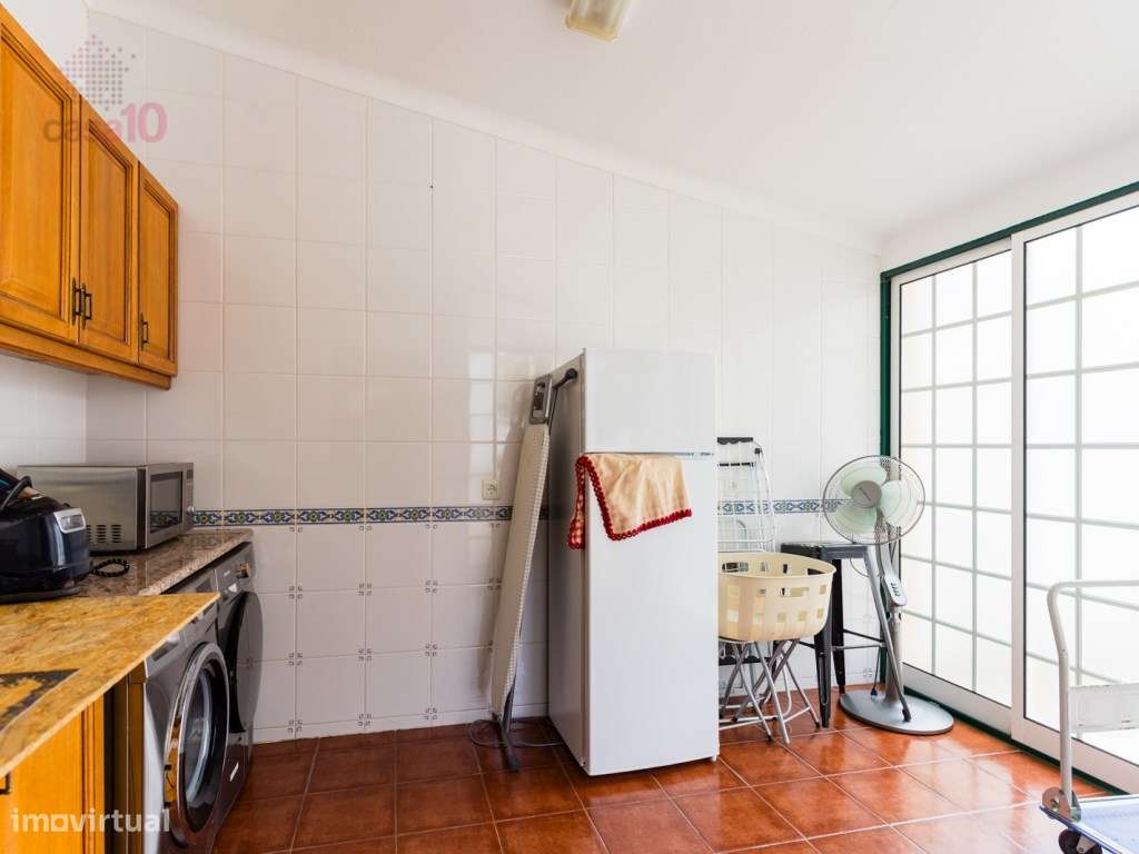 Moradia V5+1 renovada em zona de excelência em Alcochete-13