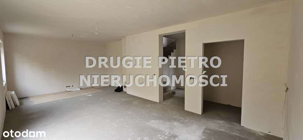 Segement z garażem i ogródkiem-9