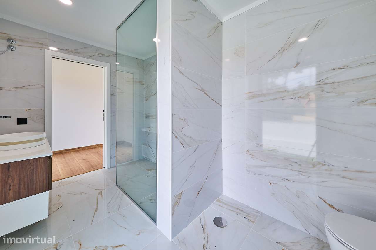 Moradia Isolada com piscina, Verdizela, Seixal-24